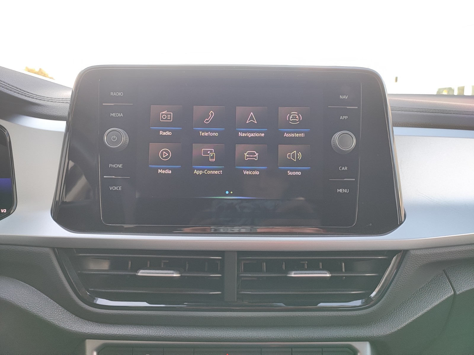 10 - Volkswagen T-Roc 2.0 tdi scr 115cv style