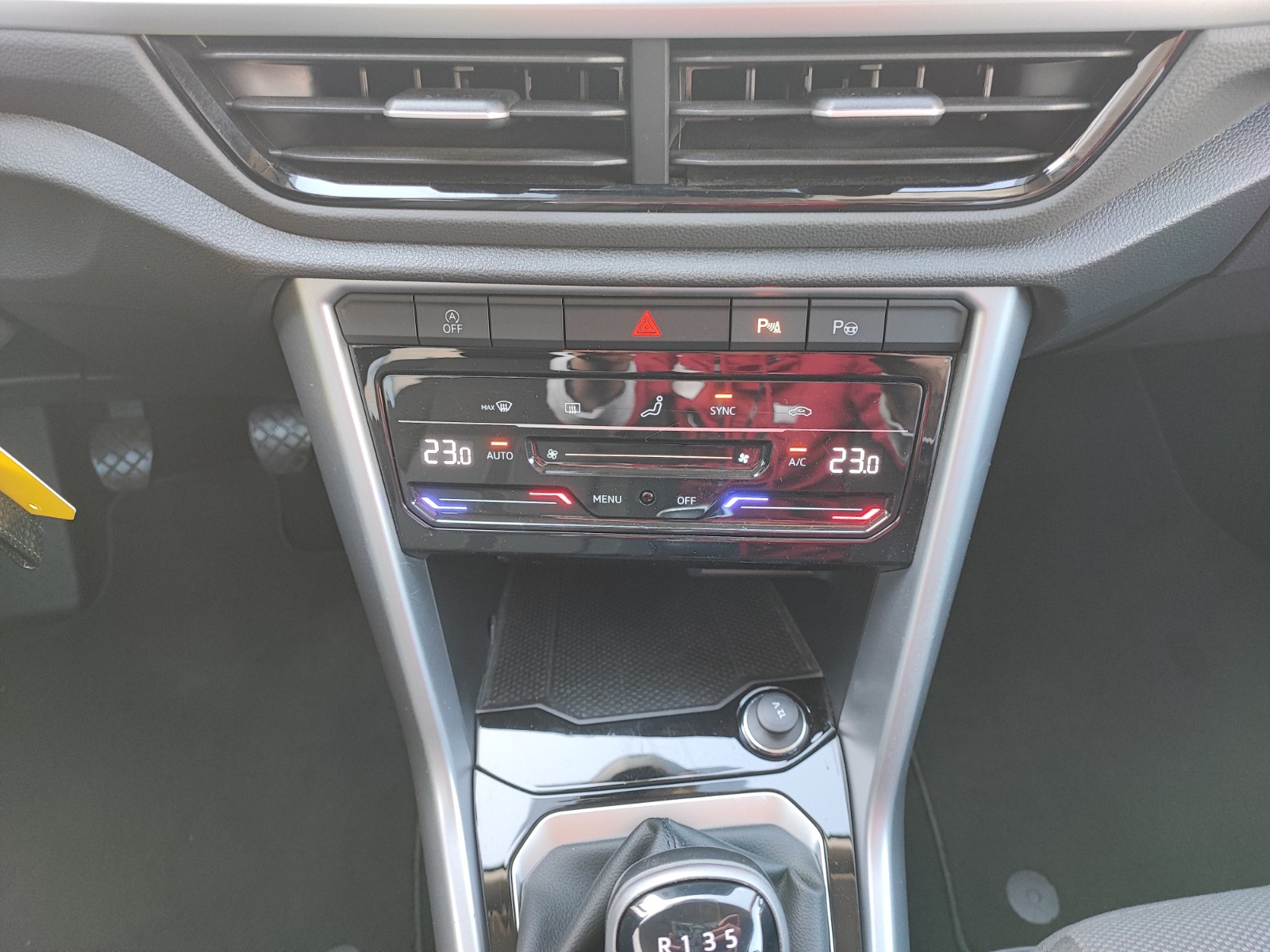 11 - Volkswagen T-Roc 2.0 tdi scr 115cv style