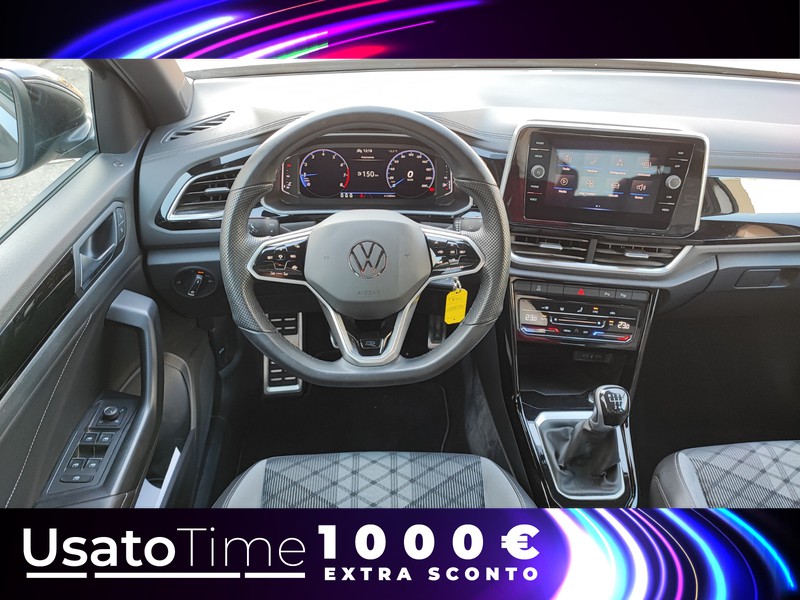 7 - Volkswagen T-Roc 1.0 tsi 110cv r line