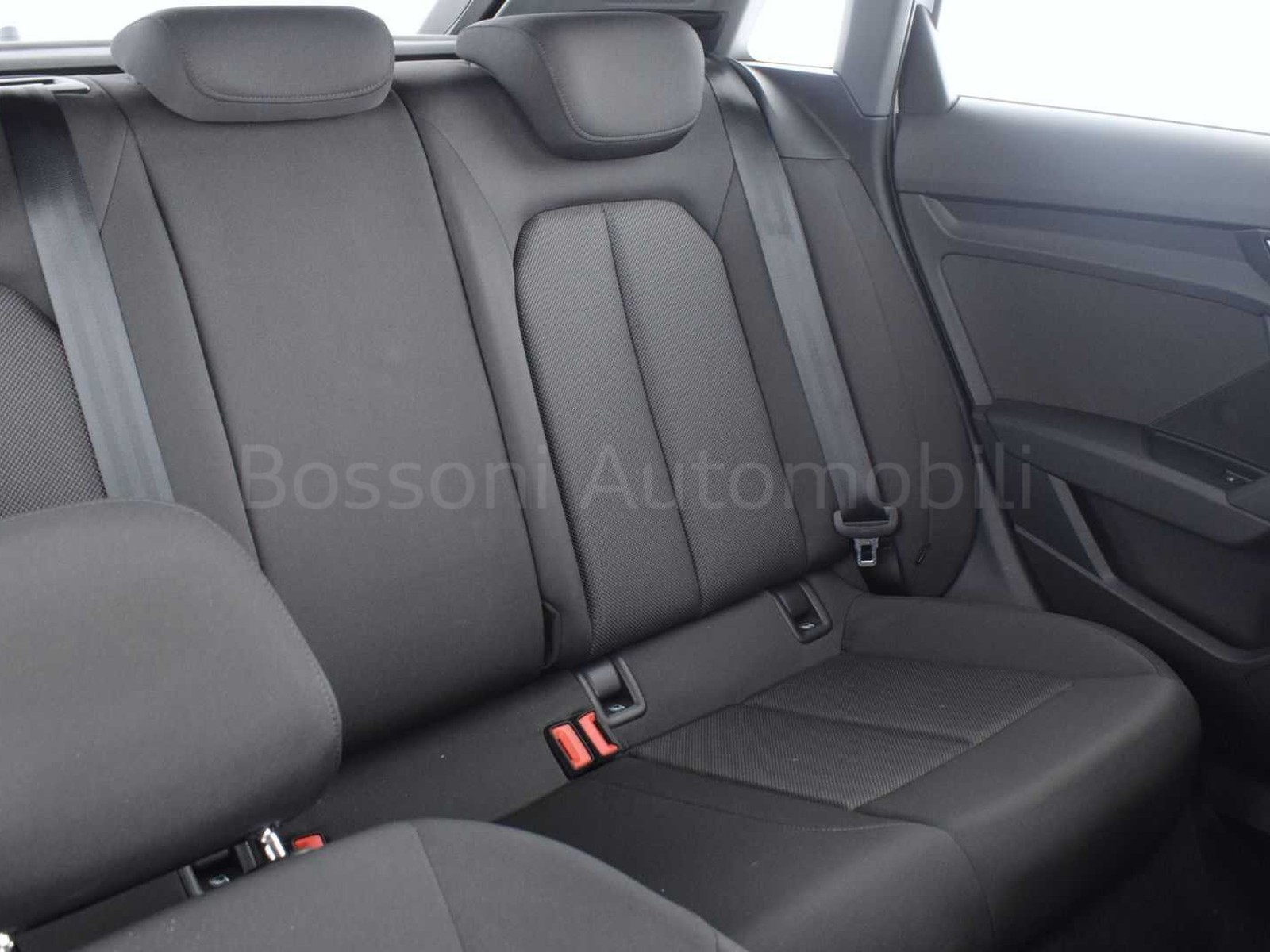 20 - Audi A3 sportback 30 2.0 tdi business