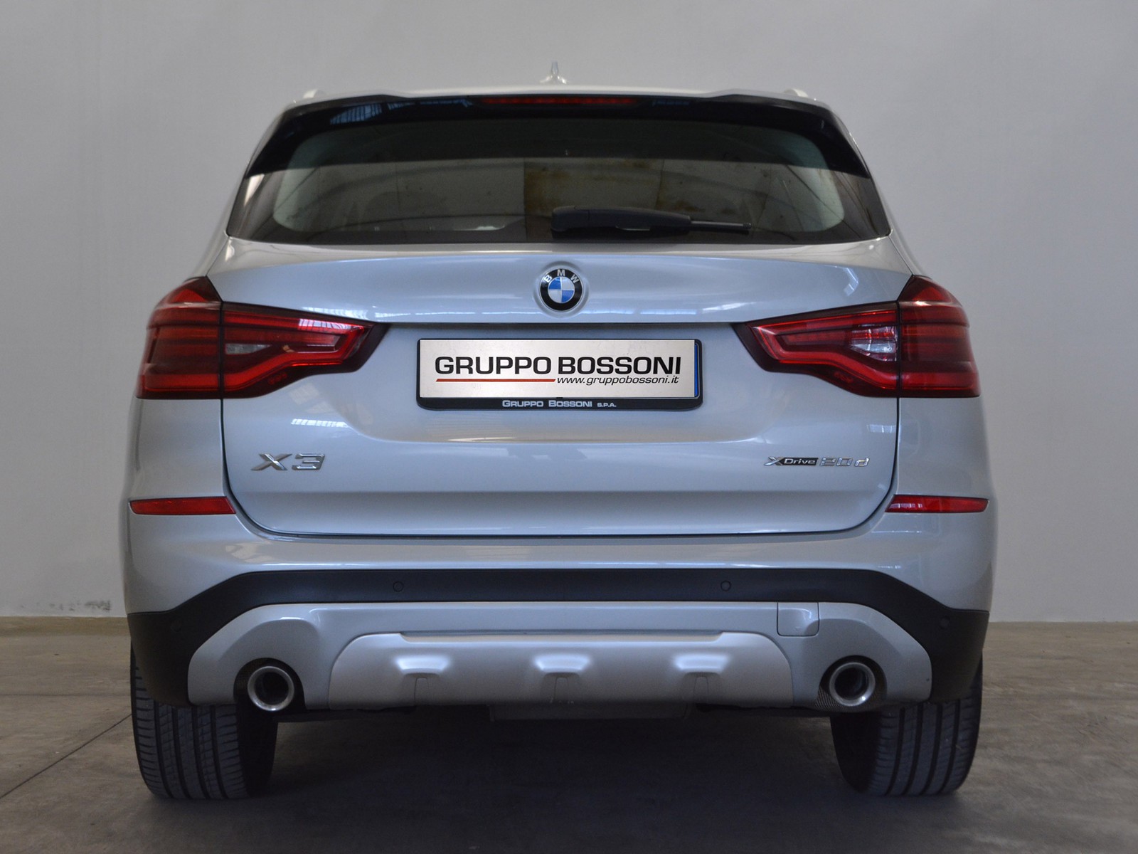 BMW X3 (E83) specifiche tecniche e consumo di carburante