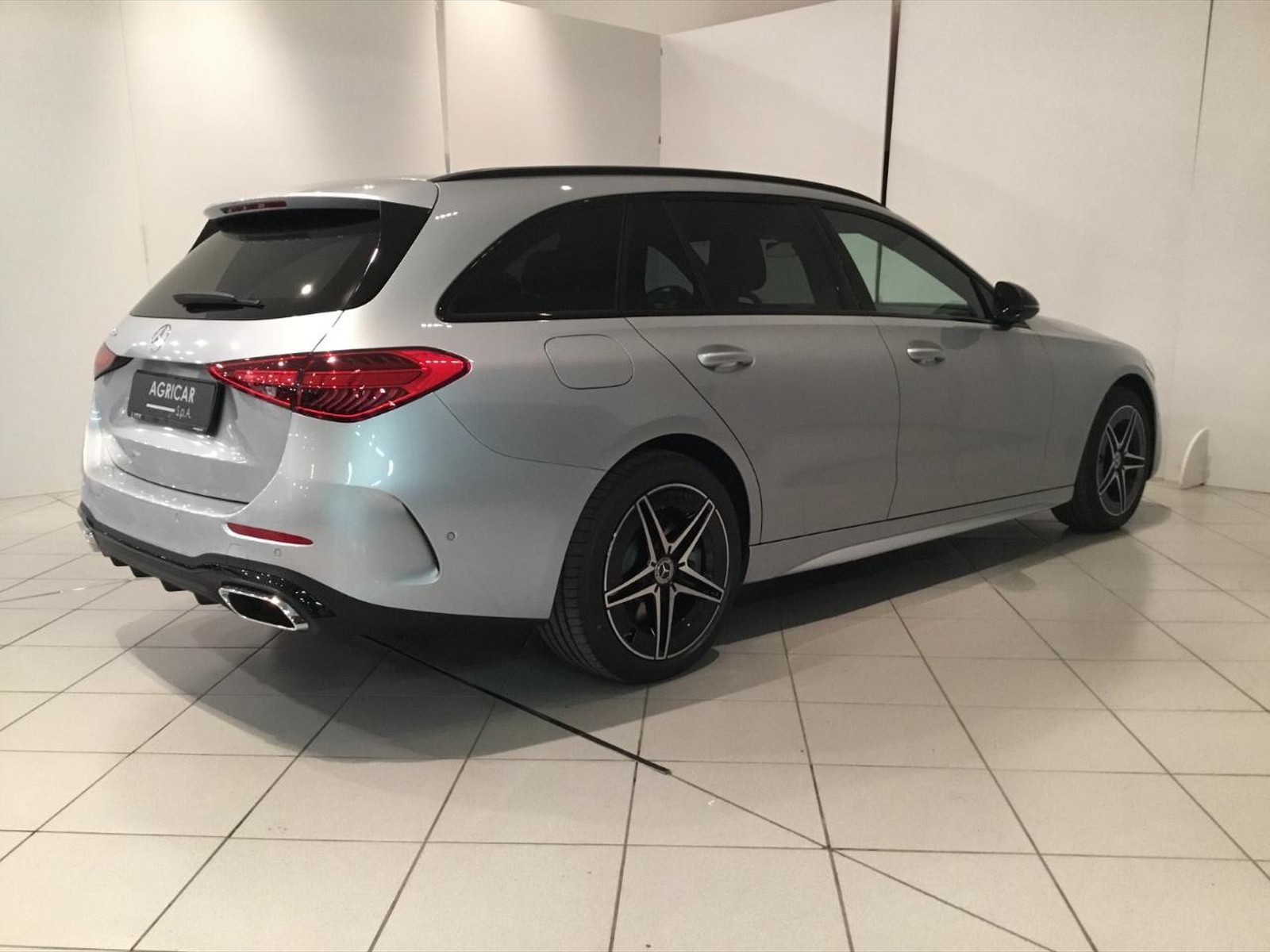 4 - Mercedes Classe C station wagon 300 de plug in hybrid amg line advanced plus 9g-tronic