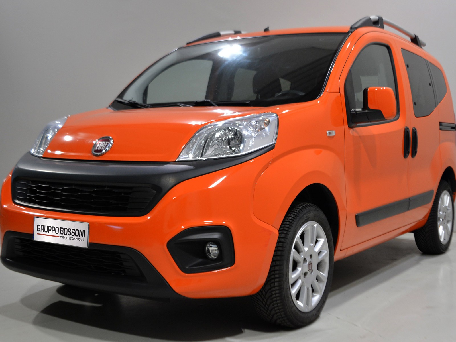 Bagagliaio Fiat Qubo www.youdrivecars.it