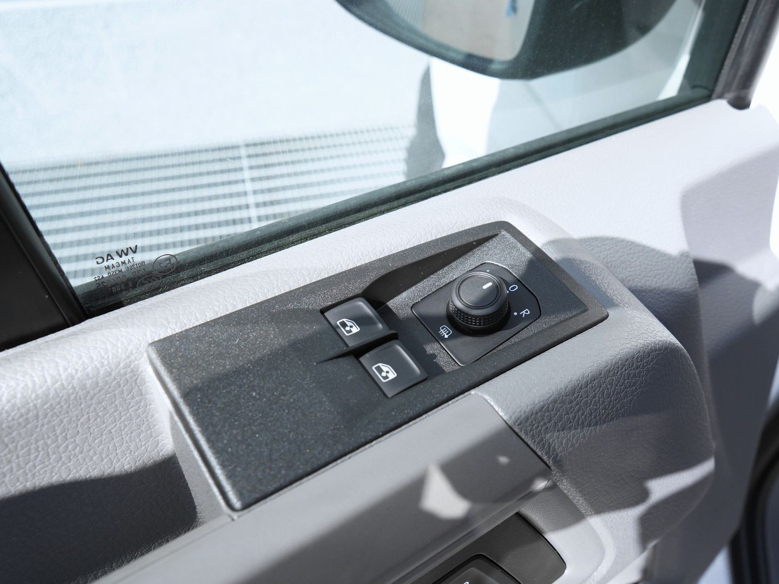 26 - Volkswagen VIC Crafter 30 2.0 tdi 140cv l3h3 business