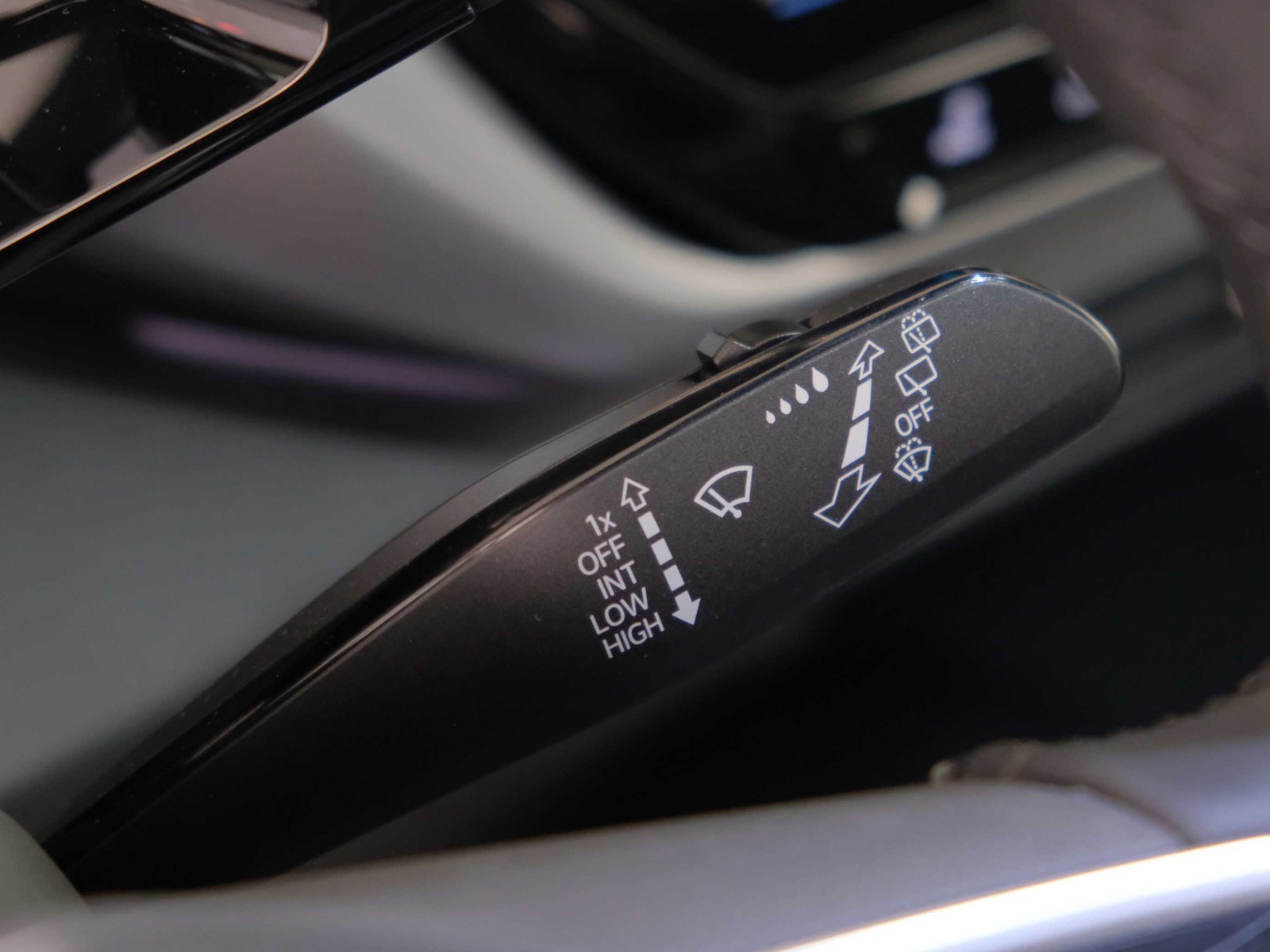 24 - Volkswagen ID.4 77 kwh pro performance