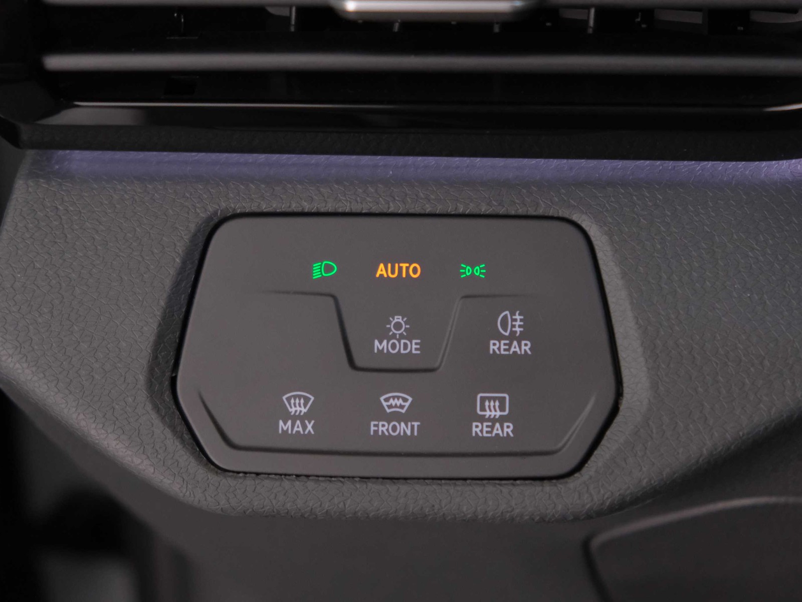 28 - Volkswagen ID.4 77 kwh pro performance