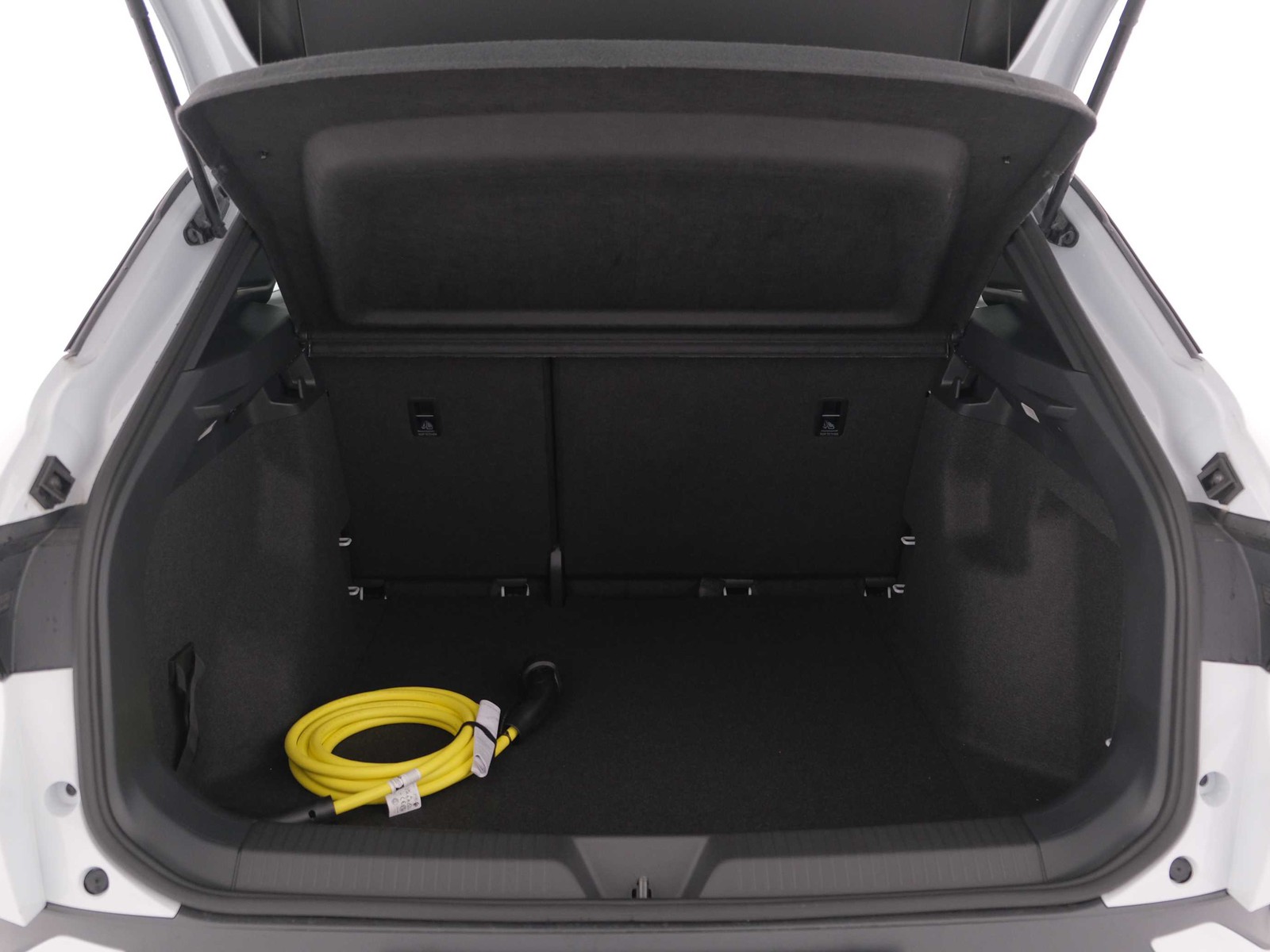 10 - Volkswagen ID.4 77 kwh pro performance