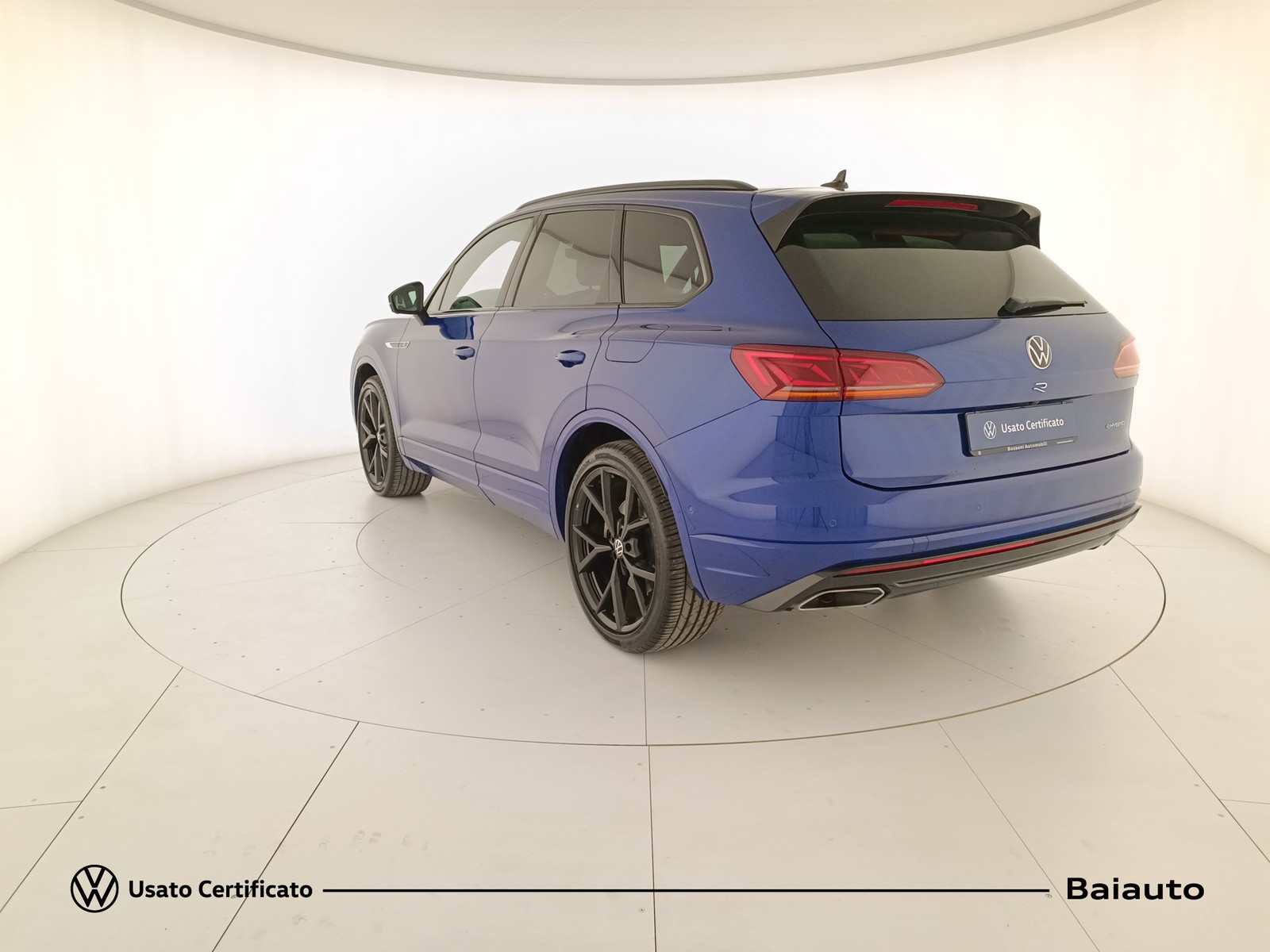 4 - Volkswagen Touareg 3.0 v6 tsi ehybrid r 4motion tiptronic