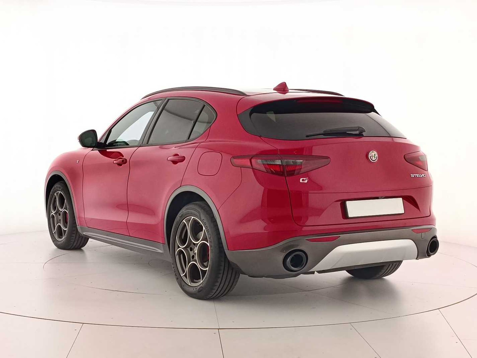 4 - Alfa Romeo Stelvio 2.2 turbo 210cv ti q4 at8