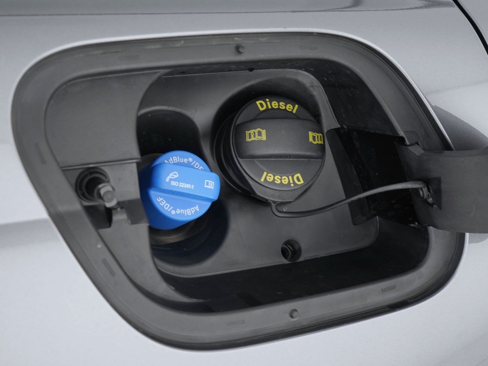 34 - Volkswagen Passat 2.0 tdi scr evo 150cv business dsg