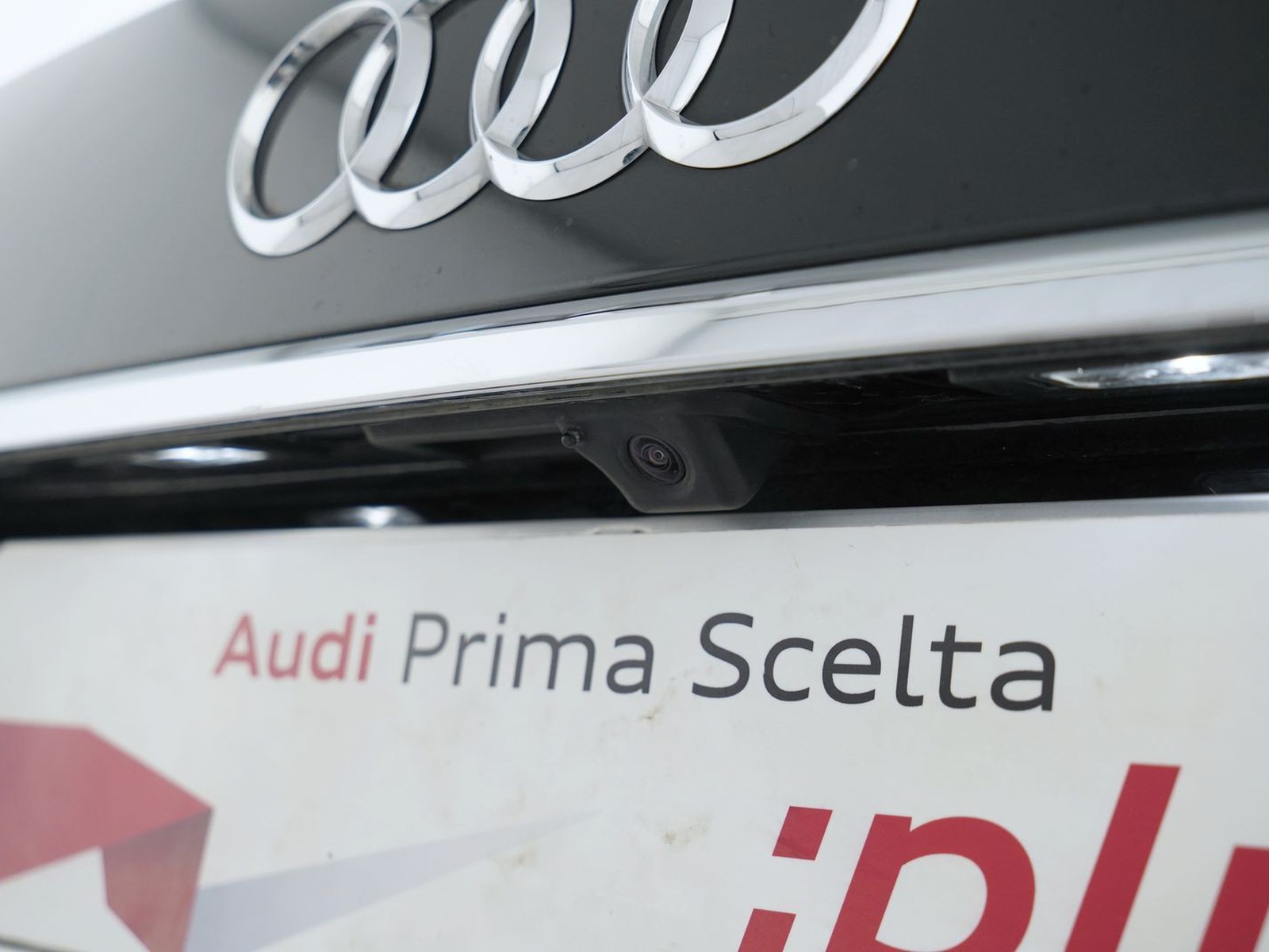 33 - Audi A6 avant 40 2.0 tdi mhev 12v s line edition quattro ultra s tronic