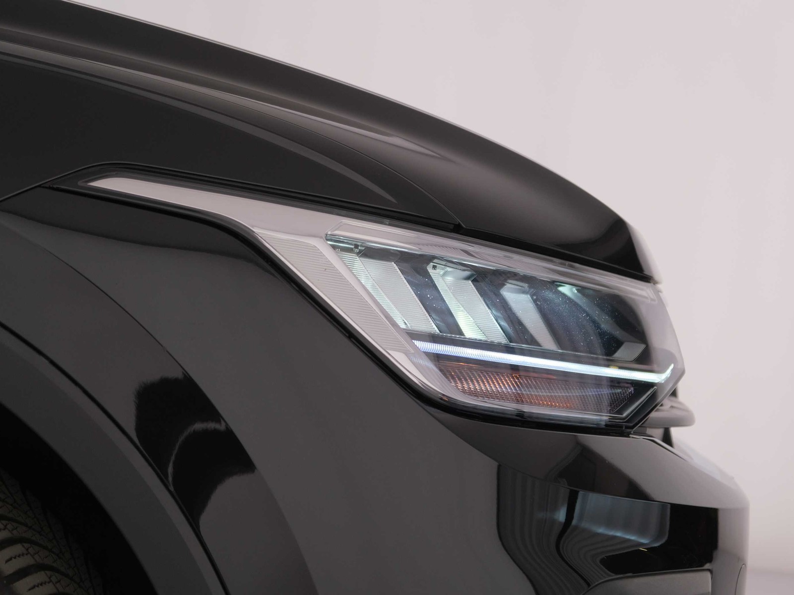 39 - Volkswagen Tiguan 2.0 tdi scr 150cv life dsg