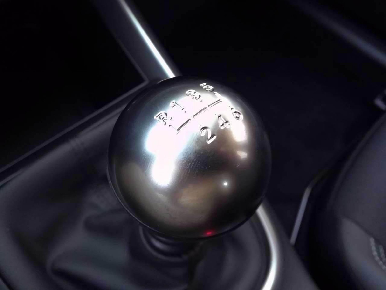 14 - Jeep Avenger 1.2 turbo 100cv altitude fwd