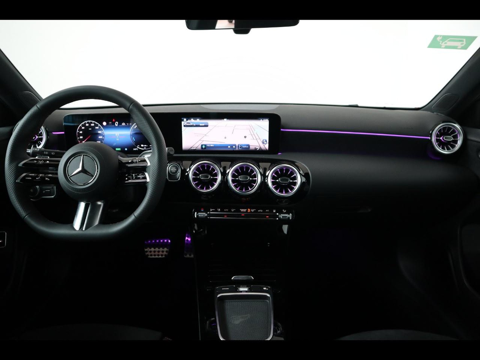 14 - Mercedes Classe A 250 e plug-in-hybrid amg line advanced plus speedshift dct amg 8g