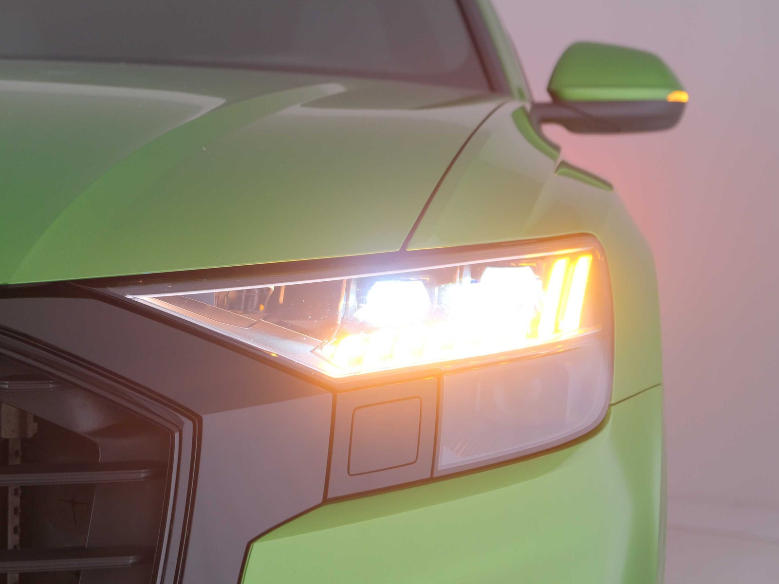 6 - Audi Q8 55 3.0 v6 tfsi e sport quattro tiptronic