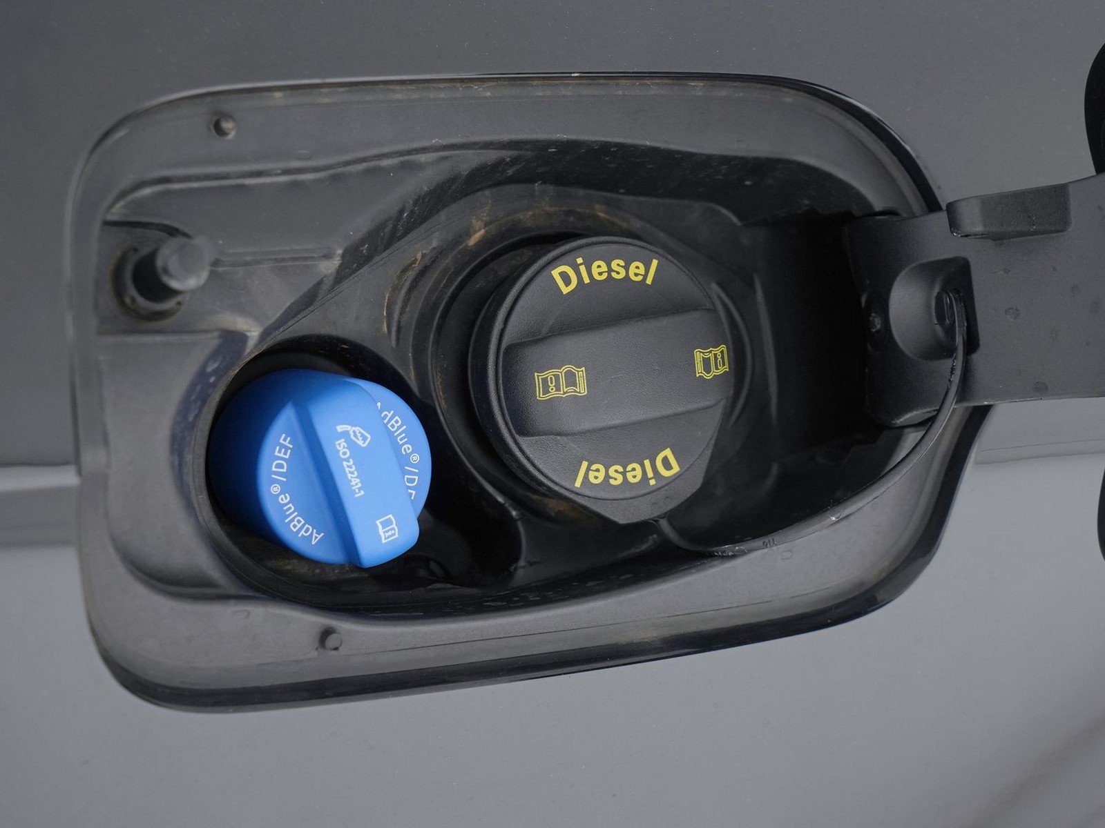 32 - Audi A5 sportback 40 2.0 tdi mhev 204cv s line edition quattro s tronic