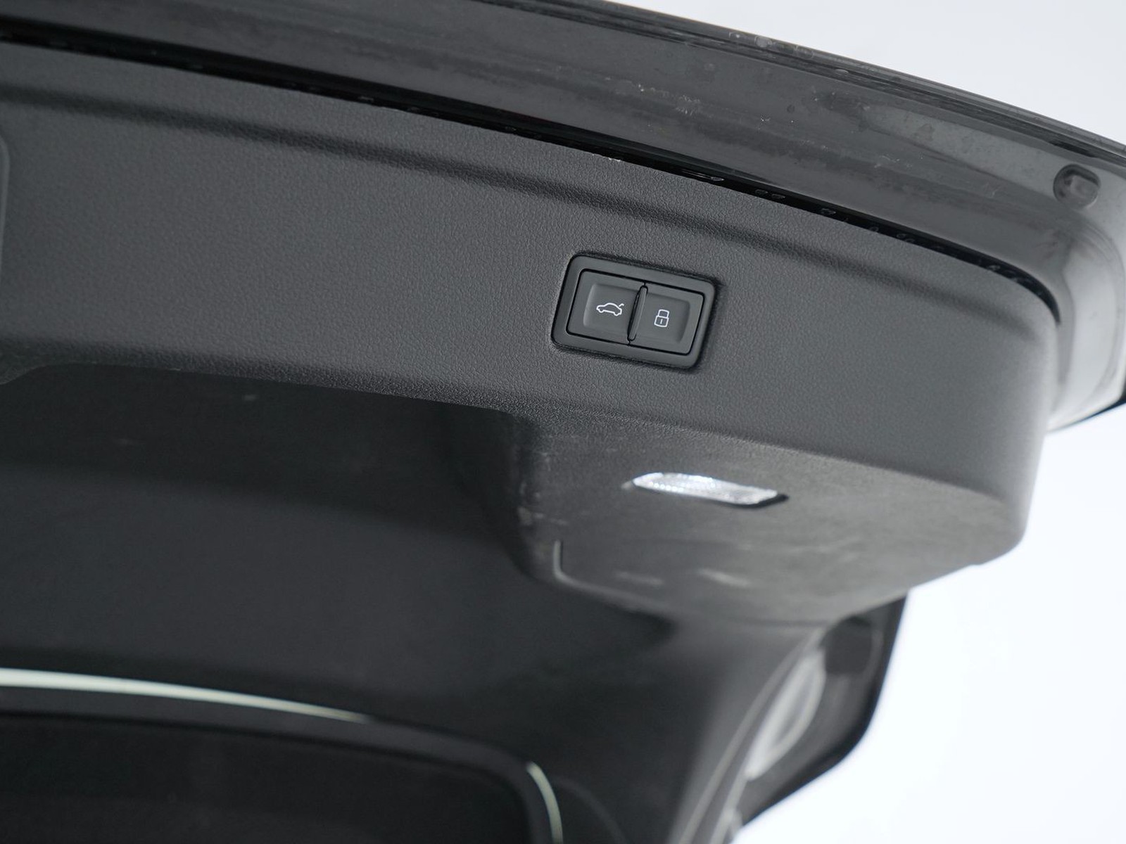 38 - Audi A5 sportback 40 2.0 tdi mhev 204cv s line edition quattro s tronic