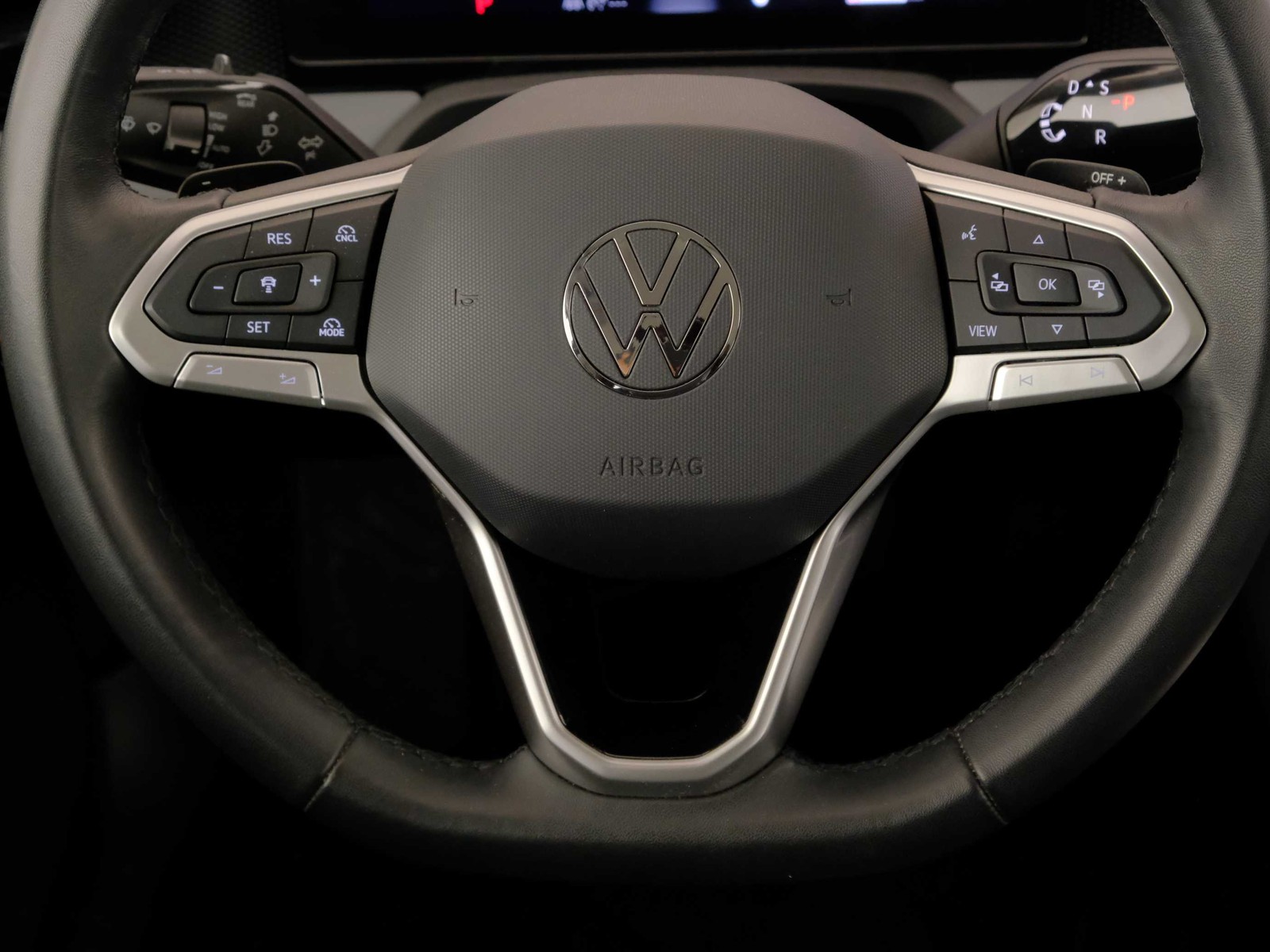 15 - Volkswagen Passat 2.0 tdi scr evo 150cv business dsg