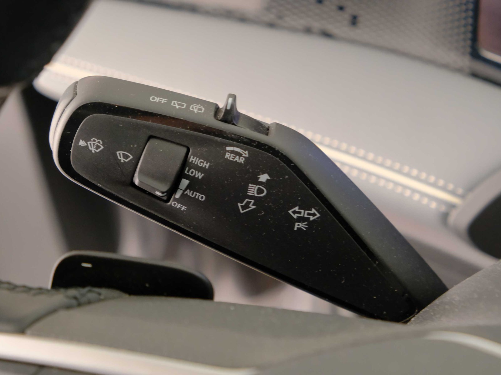 28 - Volkswagen Passat 2.0 tdi scr evo 150cv business dsg