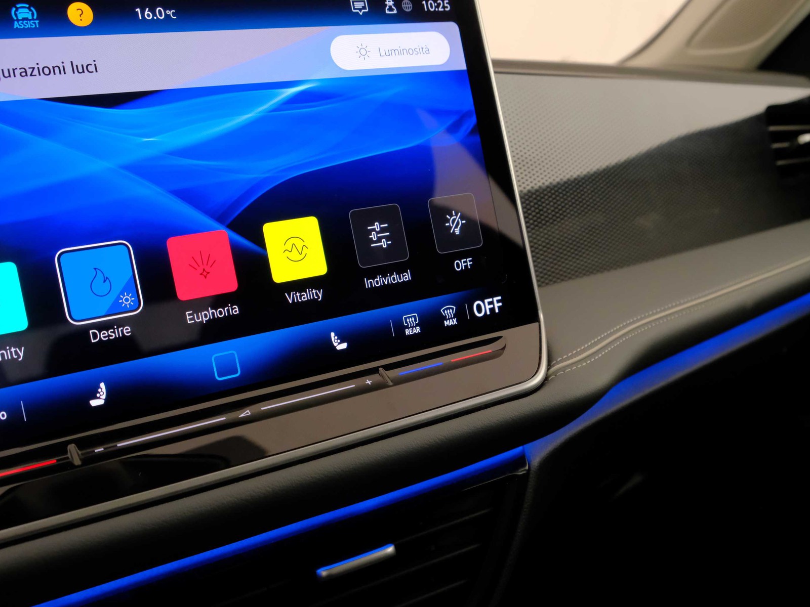 33 - Volkswagen Passat 2.0 tdi scr evo 150cv business dsg