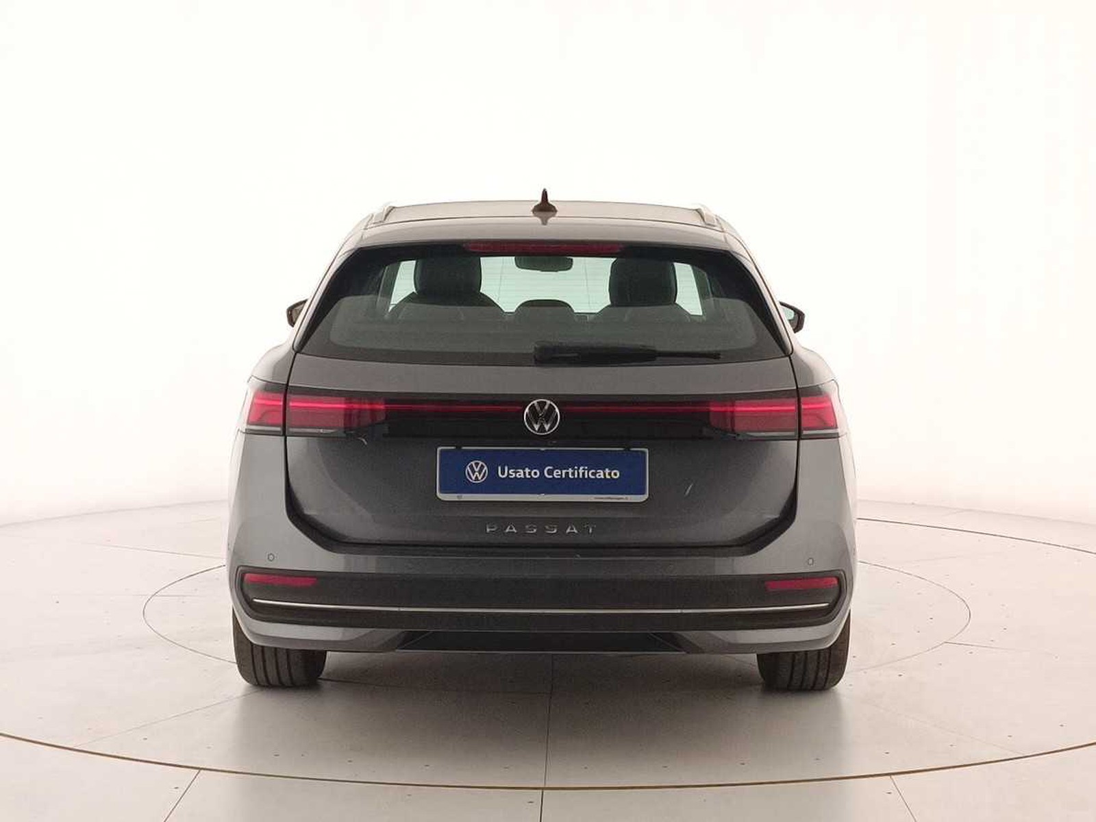 5 - Volkswagen Passat 2.0 tdi scr evo 150cv business dsg