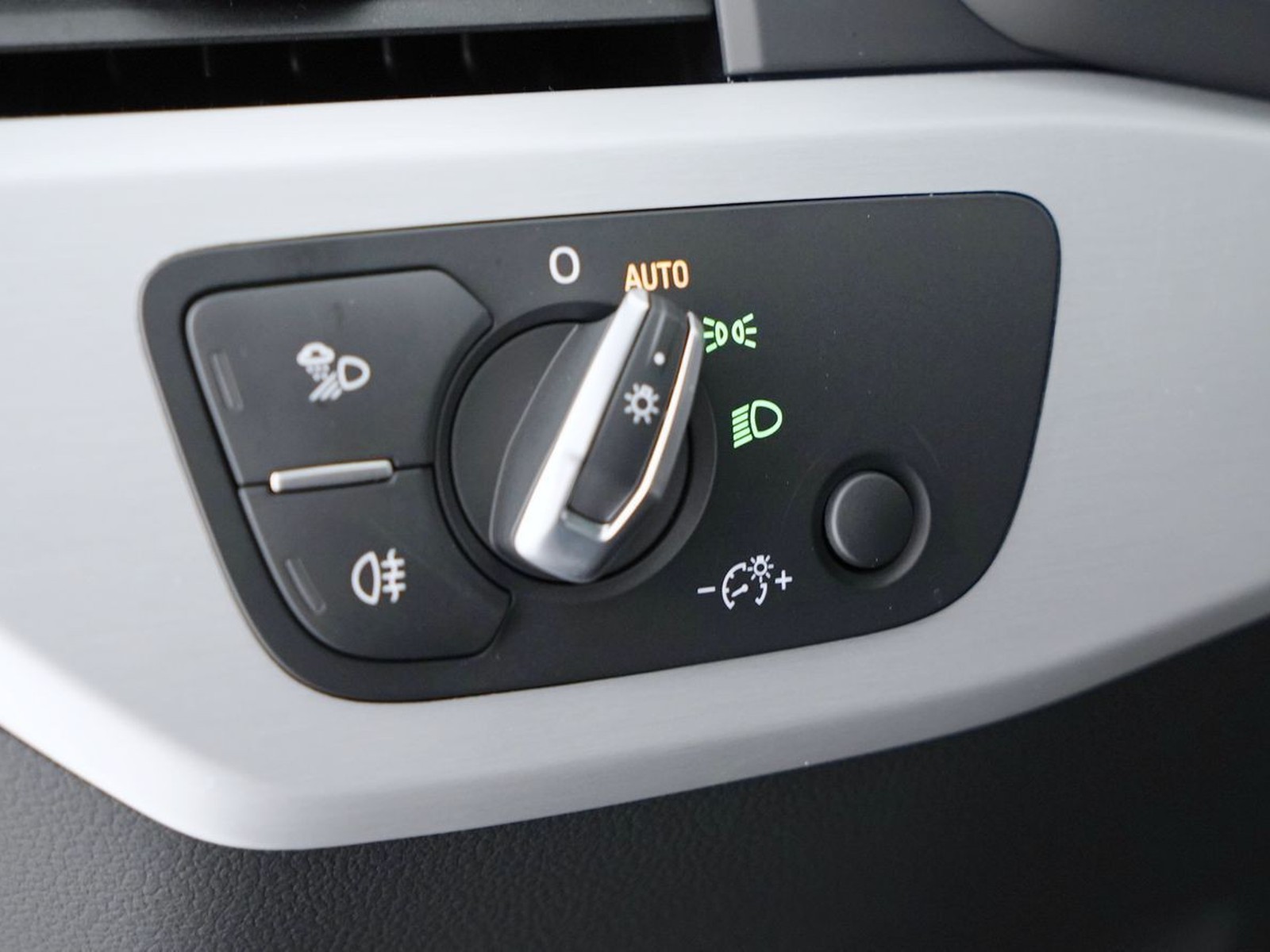 11 - Audi A5 sportback 40 2.0 tdi mhev 204cv s line edition quattro s tronic