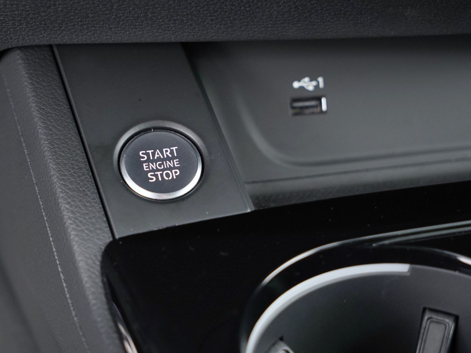 24 - Audi A5 sportback 40 2.0 tdi mhev 204cv s line edition quattro s tronic