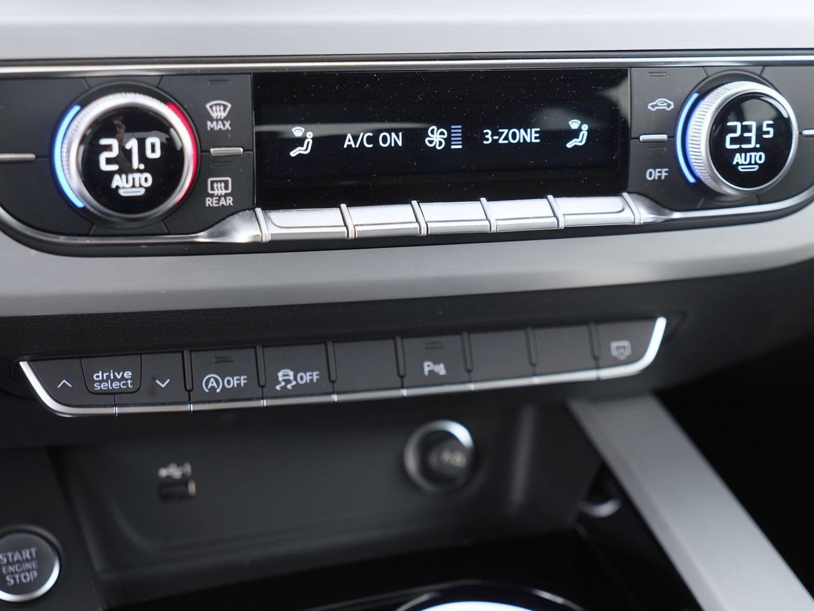 5 - Audi A4 avant 40 2.0 tdi mhev 204cv s line edition quattro s tronic