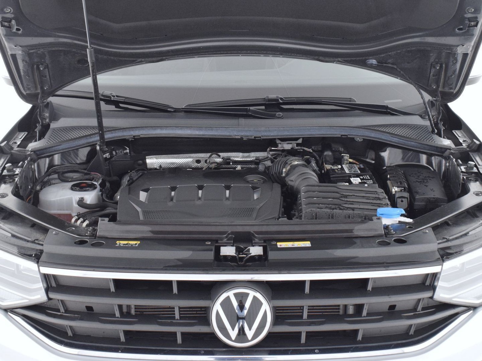 11 - Volkswagen Tiguan 2.0 tdi scr 150cv life dsg