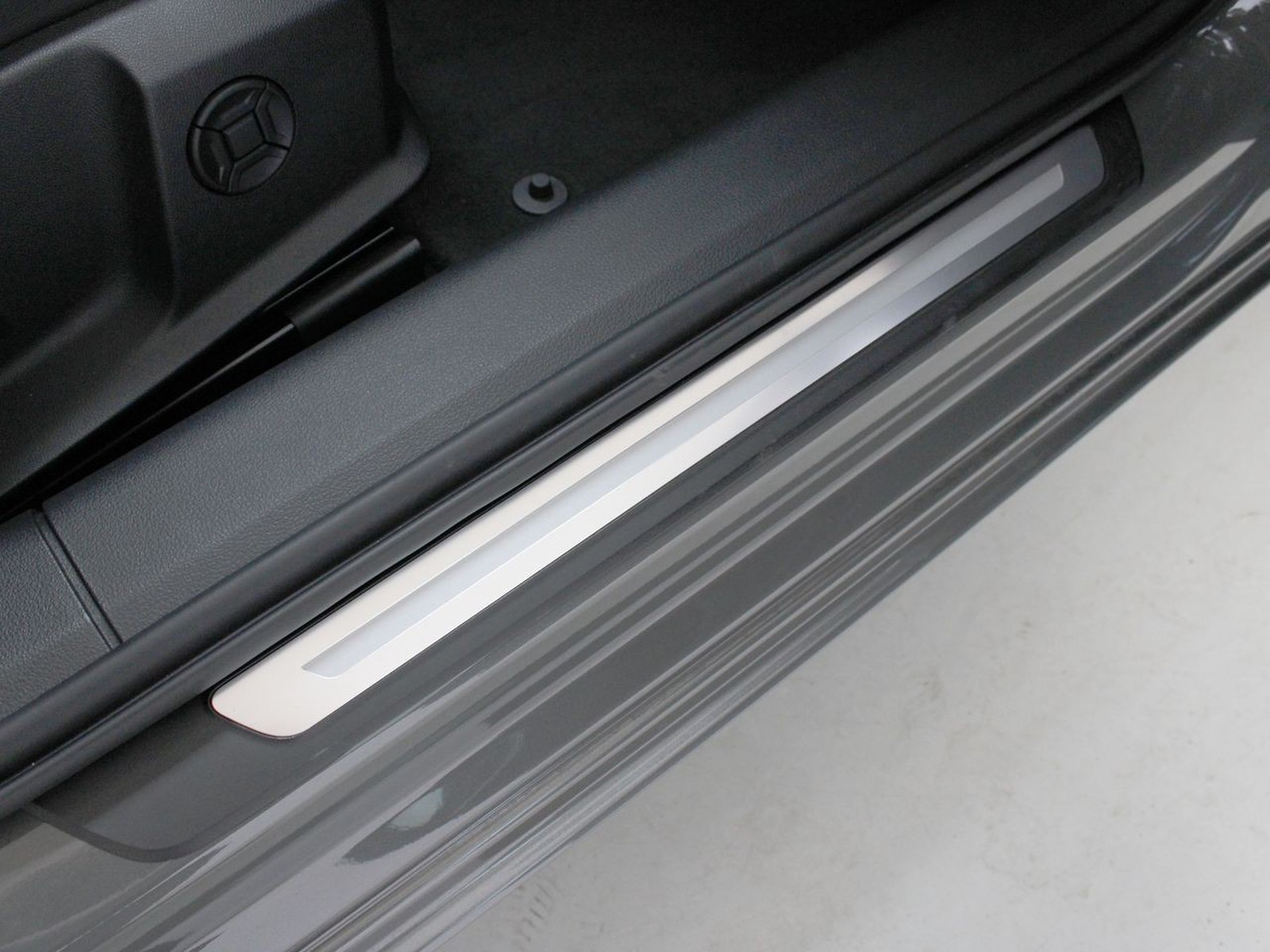 18 - Audi A6 avant 50 2.0 tfsi e business quattro ultra s tronic