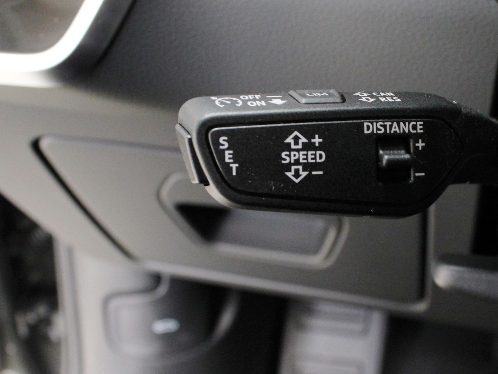 23 - Audi A6 avant 50 2.0 tfsi e business quattro ultra s tronic