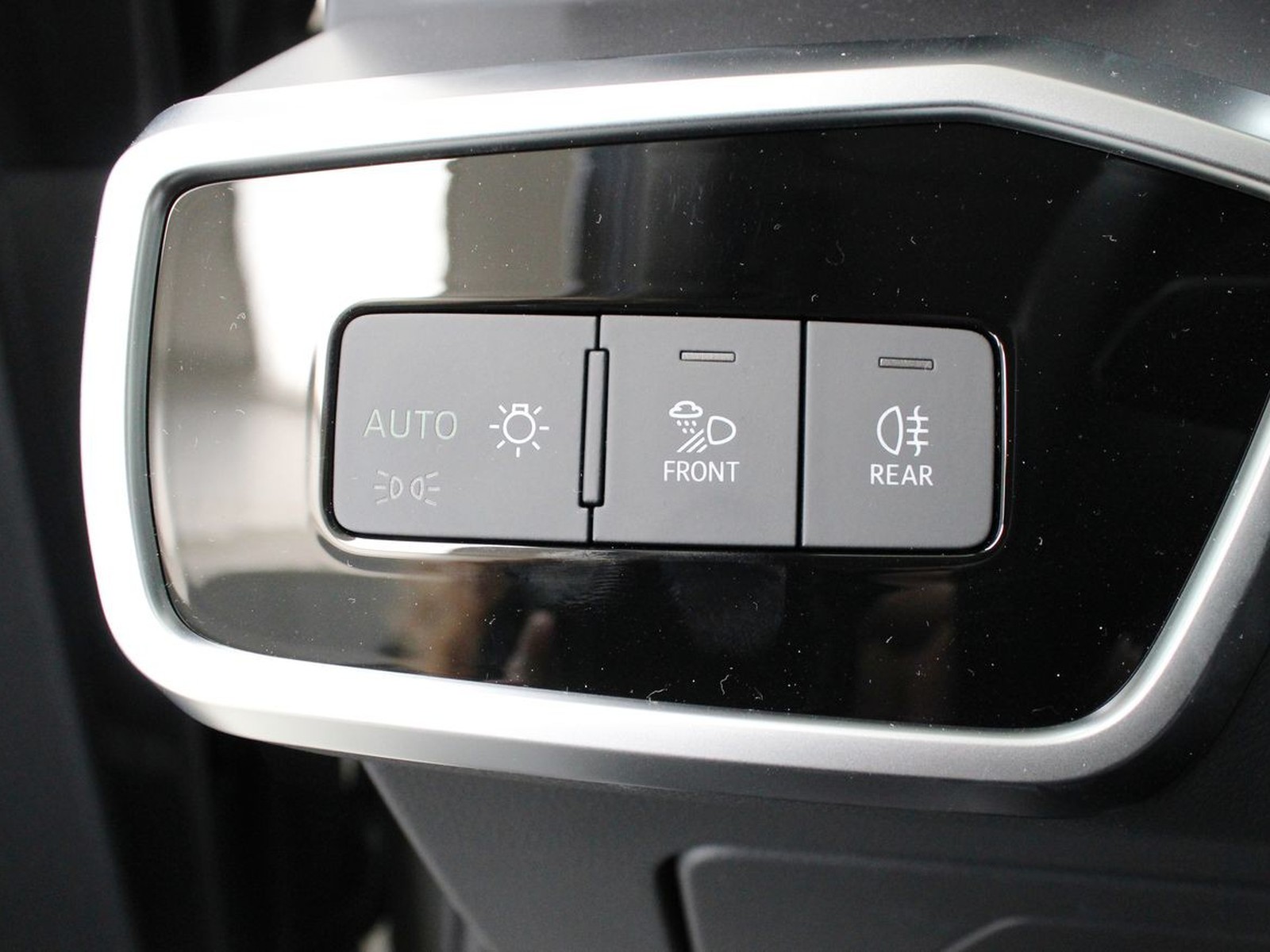 10 - Audi A6 avant 50 2.0 tfsi e business quattro ultra s tronic