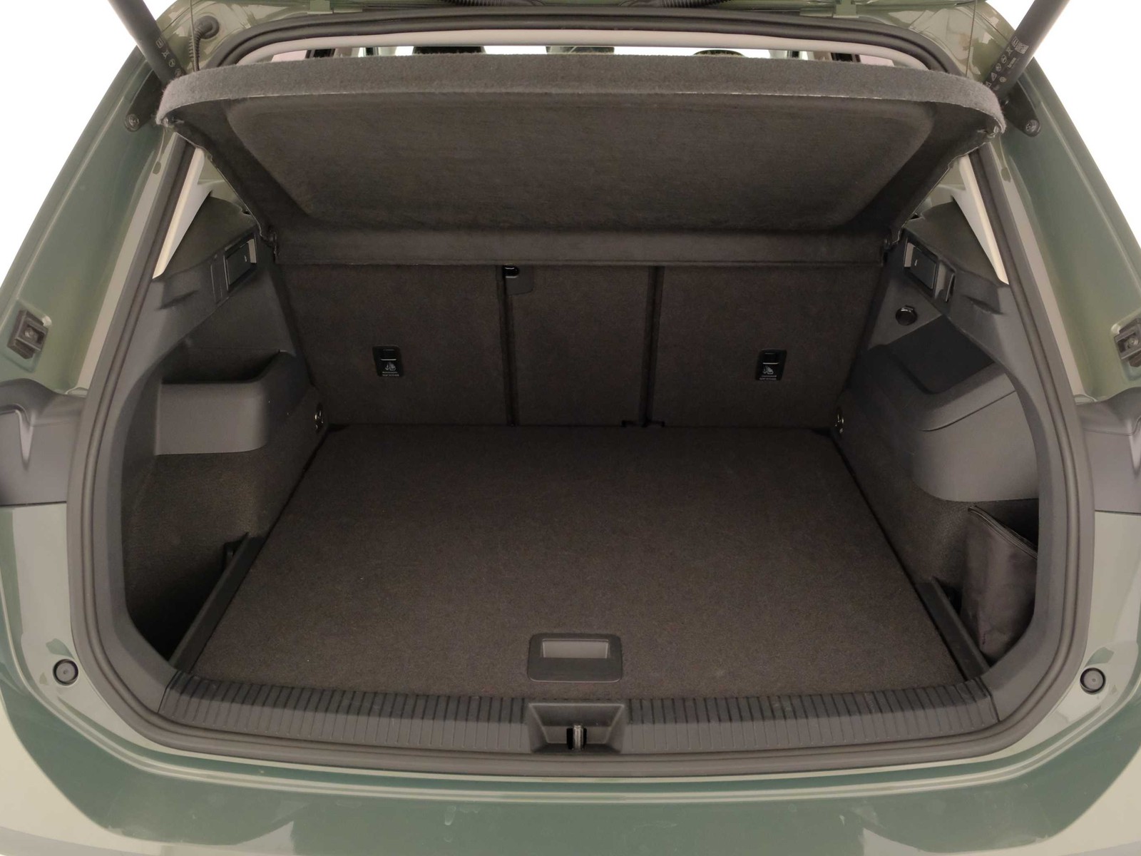 10 - Volkswagen Tiguan 1.5 etsi act 150cv elegance dsg