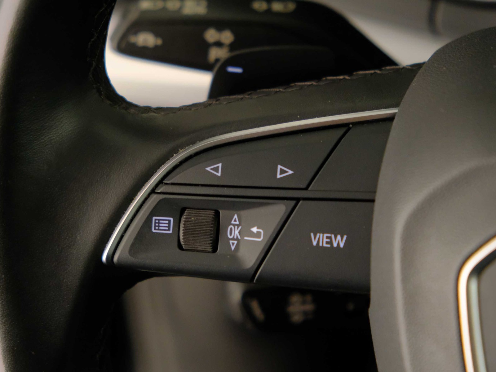 23 - Audi Q5 sportback 50 3.0 v6 tdi mhev 48v s line quattro tiptronic