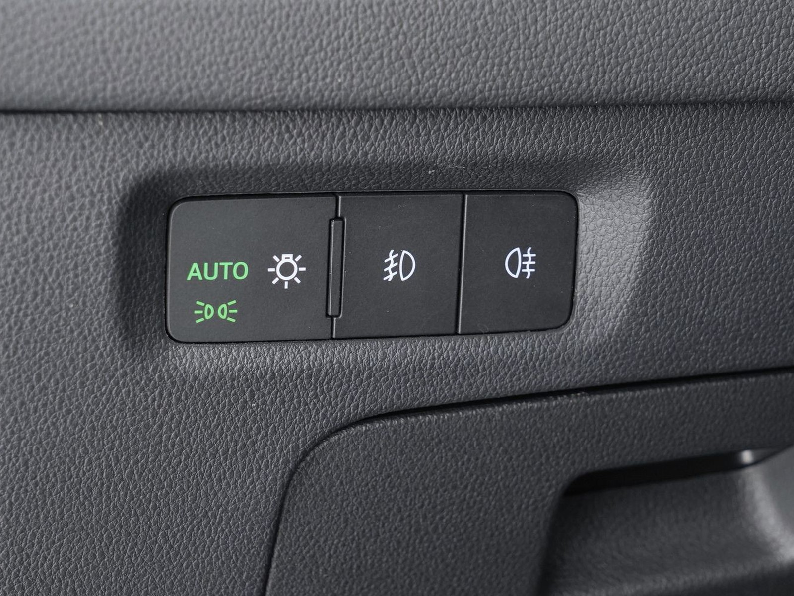 16 - Skoda Octavia wagon 2.0 tdi evo scr 115cv executive dsg