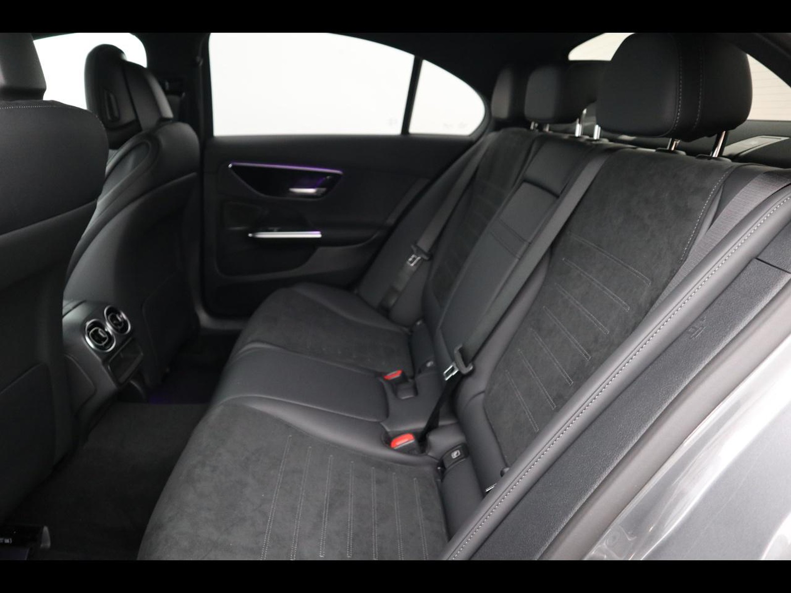 8 - Mercedes Classe C berlina 220 d mild hybrid 200cv amg line advanced 9g-tronic