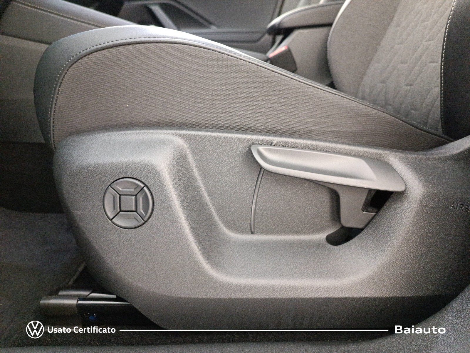 23 - Volkswagen Tiguan 2.0 tdi scr 150cv life dsg