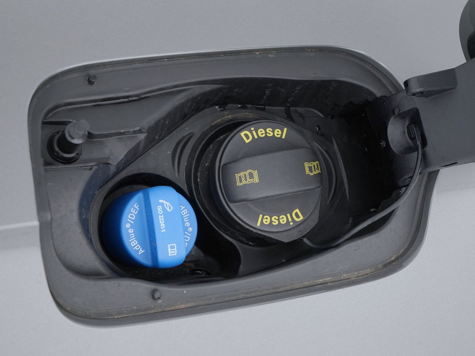 33 - Audi A5 sportback 40 2.0 tdi mhev 204cv s line edition quattro s tronic