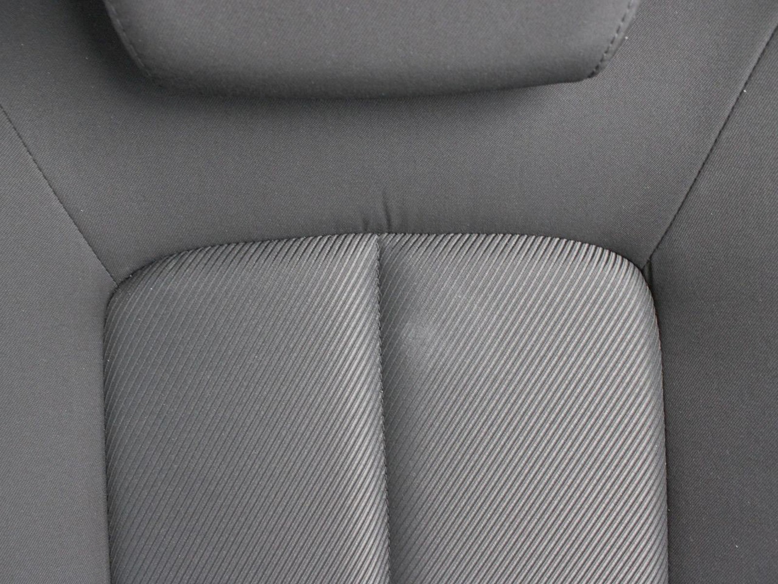 20 - Audi A6 avant 40 2.0 tdi mhev 12v s line edition quattro ultra s tronic