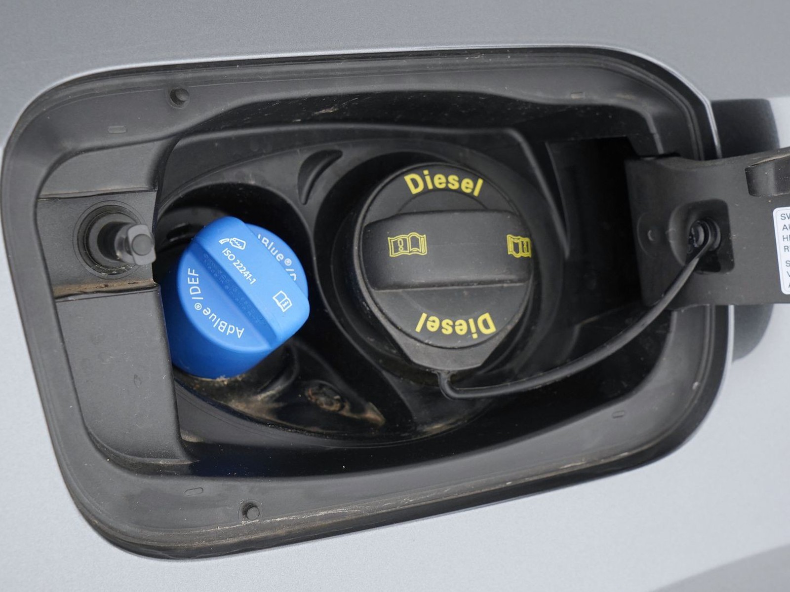 36 - Audi Q3 sportback 40 2.0 tdi 193cv s line edition quattro s tronic