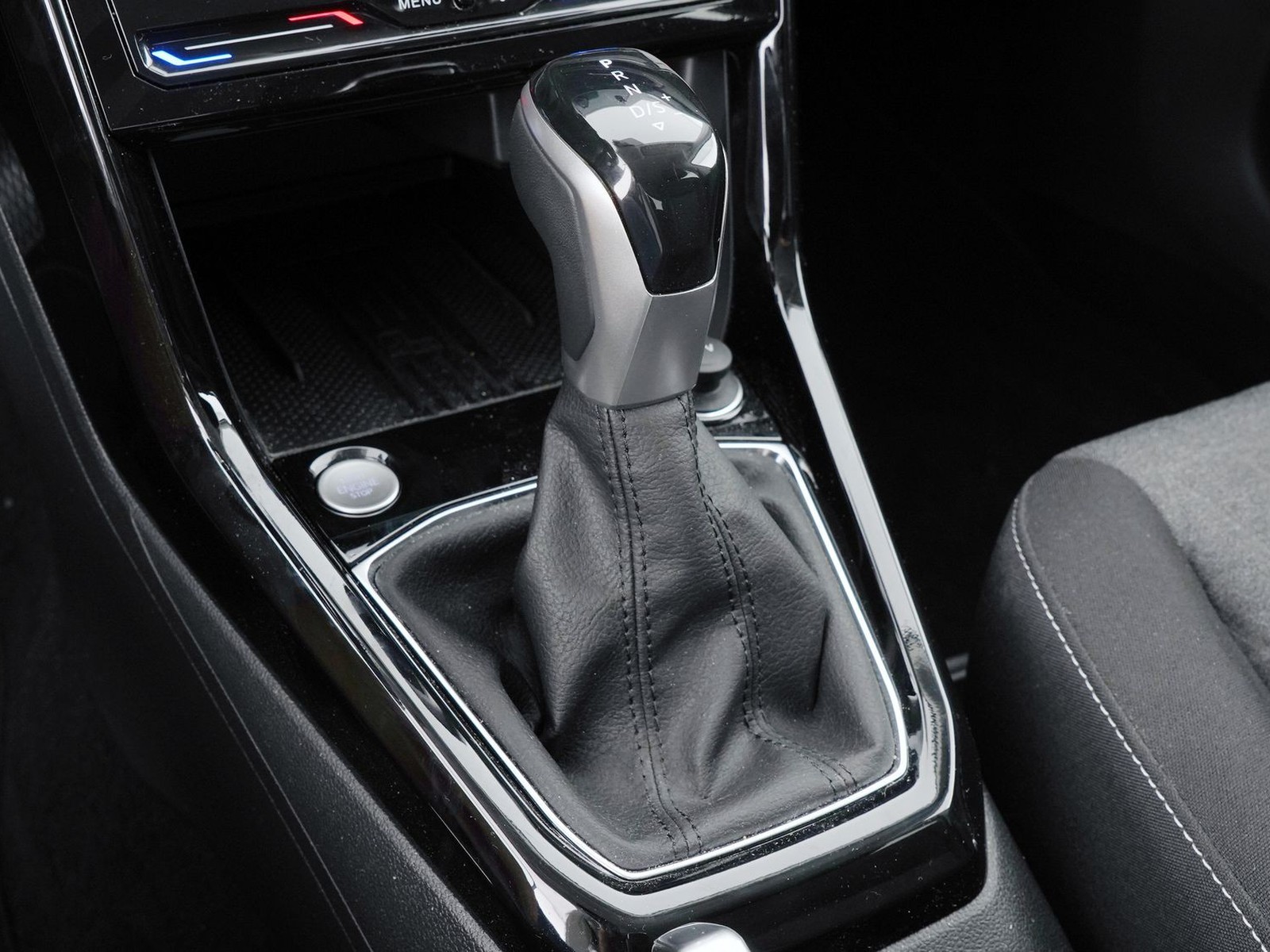 22 - Volkswagen T-Cross 1.0 tsi 115cv edition plus dsg