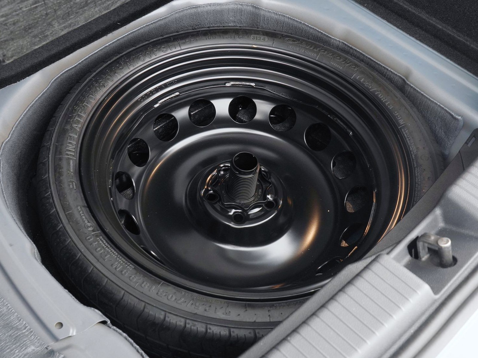 33 - Volkswagen T-Cross 1.0 tsi 115cv edition plus dsg