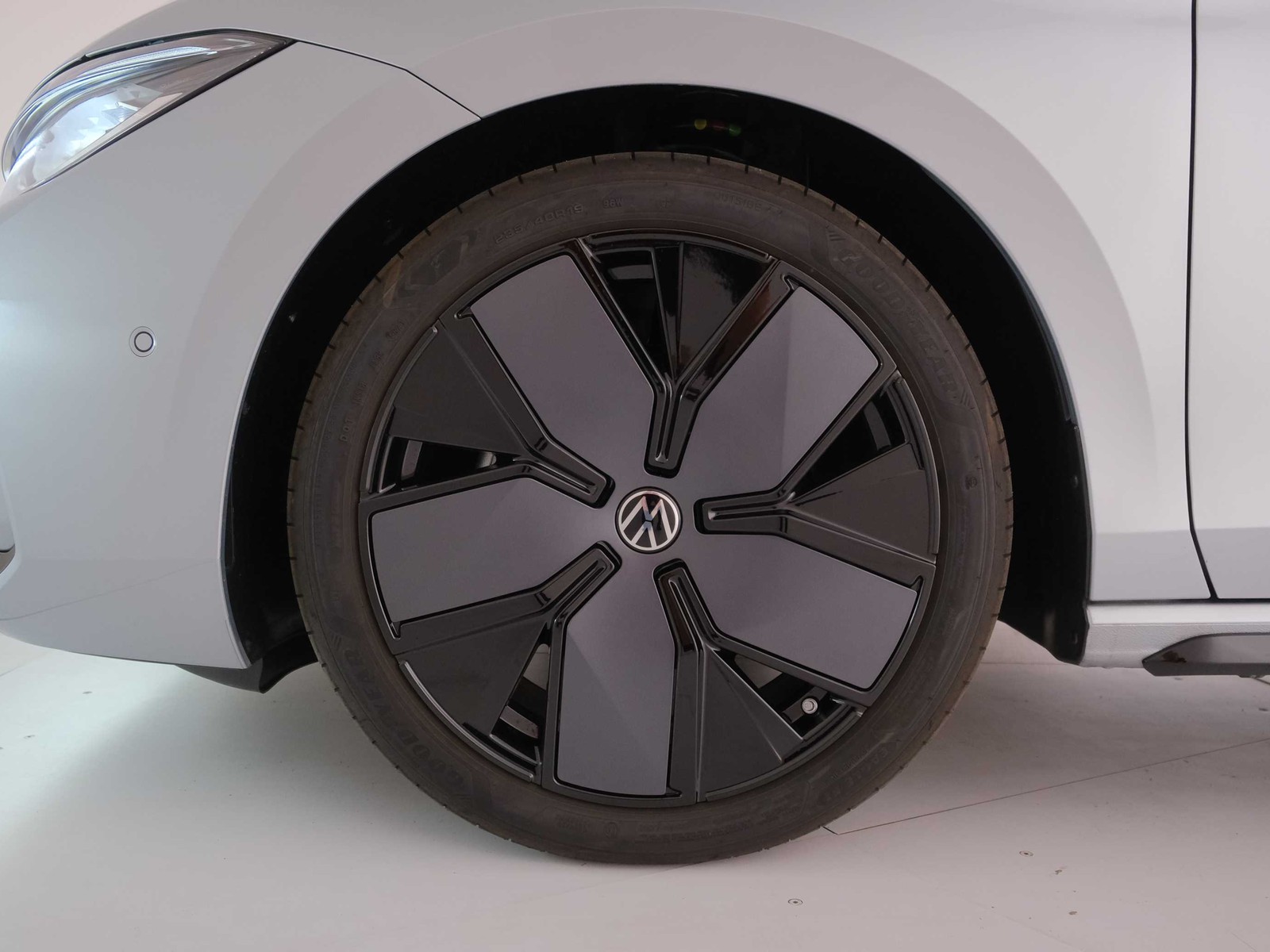 11 - Volkswagen Passat 1.5 etsi act 150cv r-line dsg