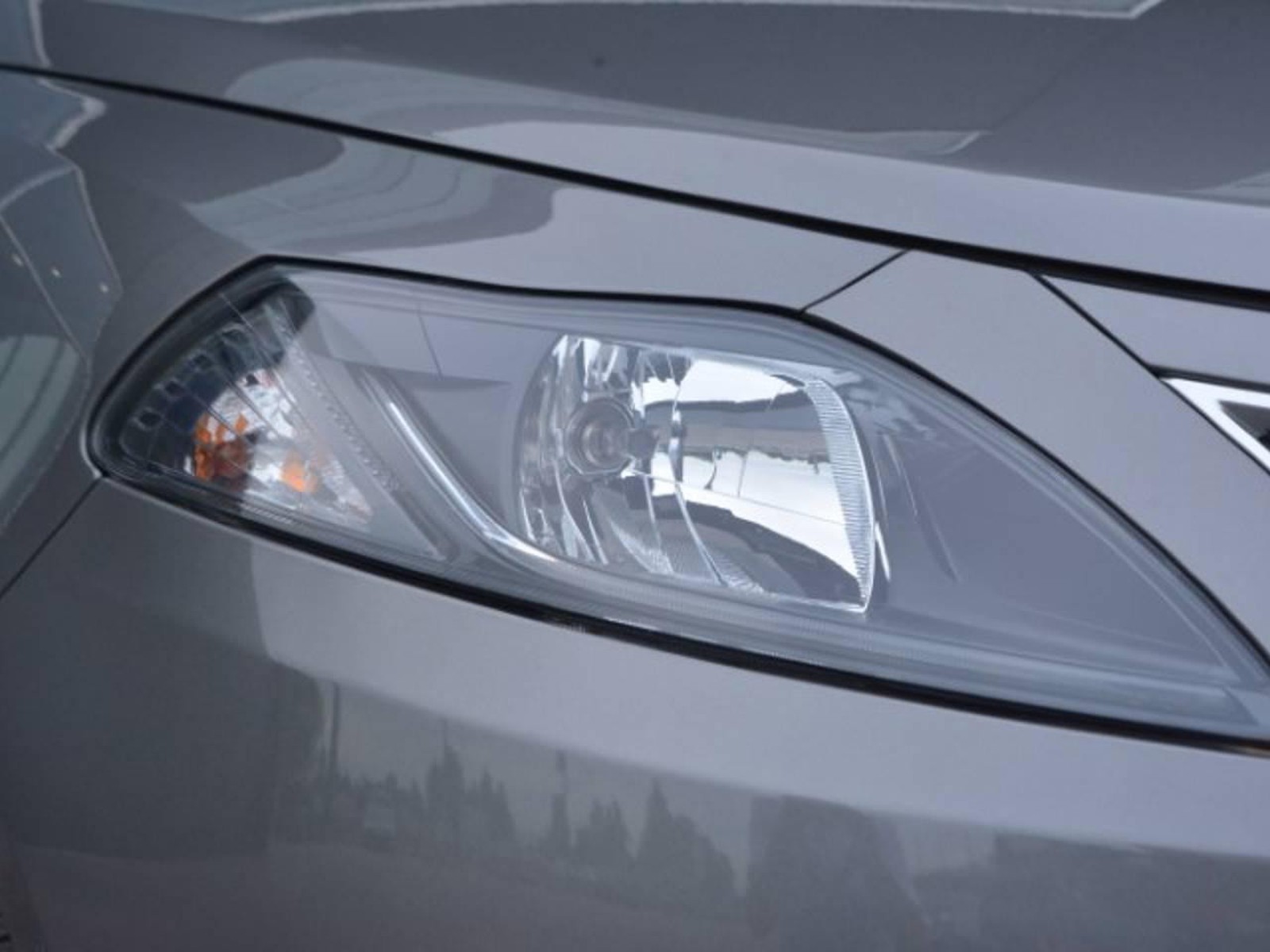 21 - Lancia Ypsilon 1.0 firefly hybrid 70cv platino s&s