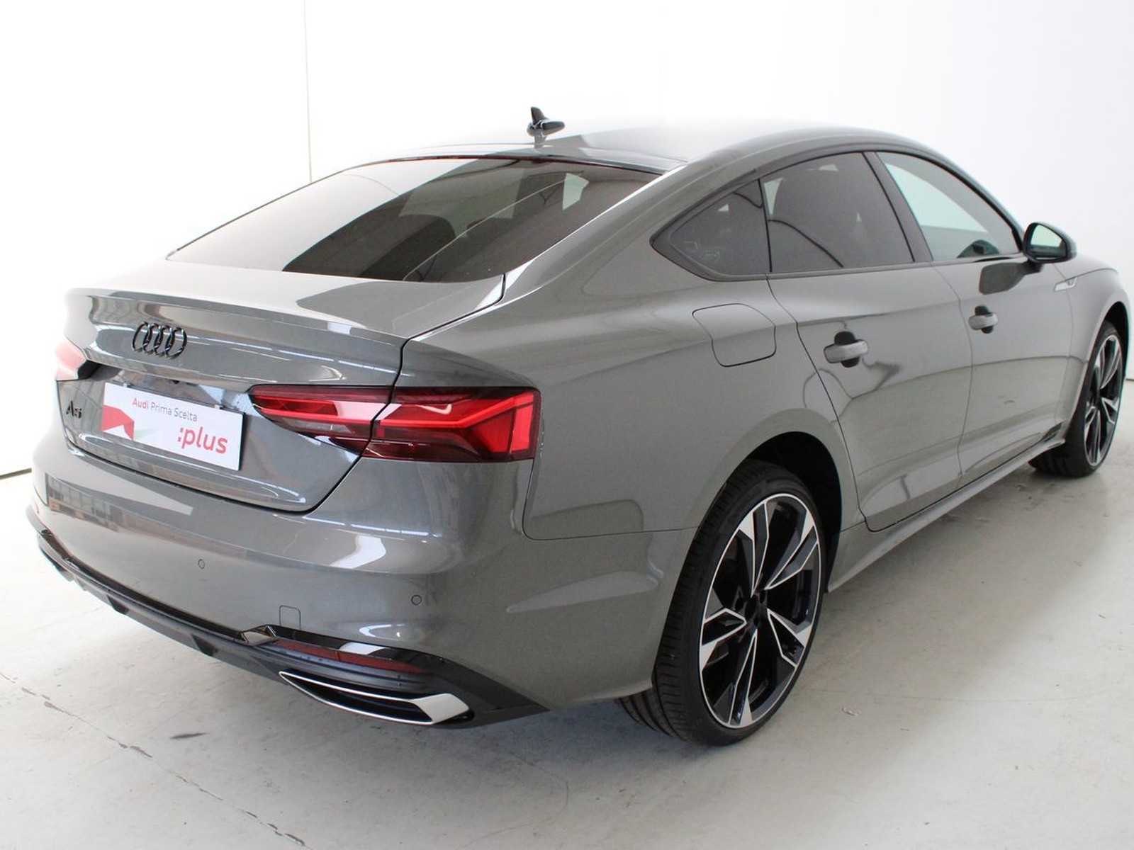 2 - Audi A5 sportback 40 2.0 tdi mhev 204cv s line edition s tronic
