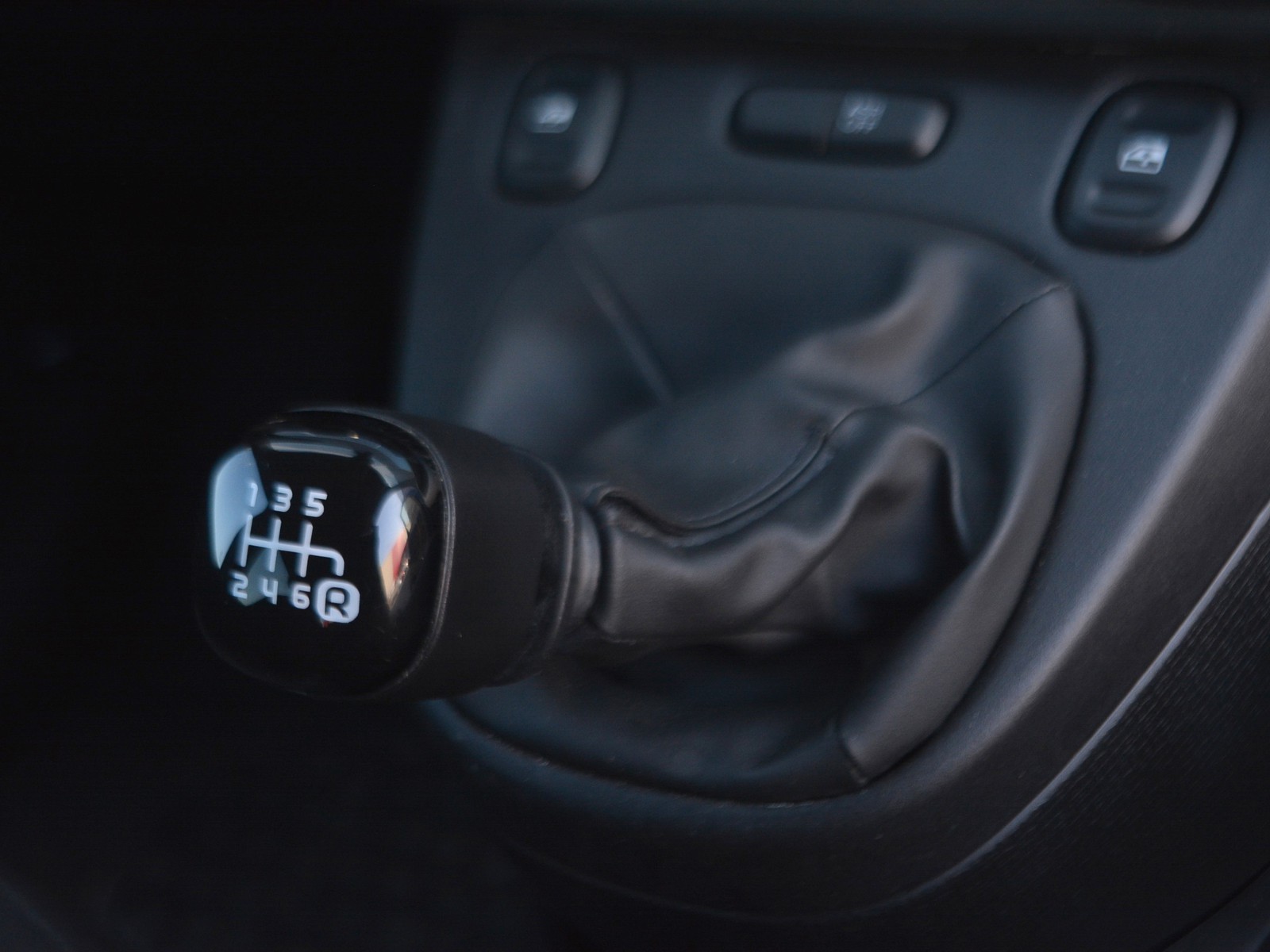 18 - Fiat Panda cross 1.0 firefly hybrid 70cv s&s 5p.ti