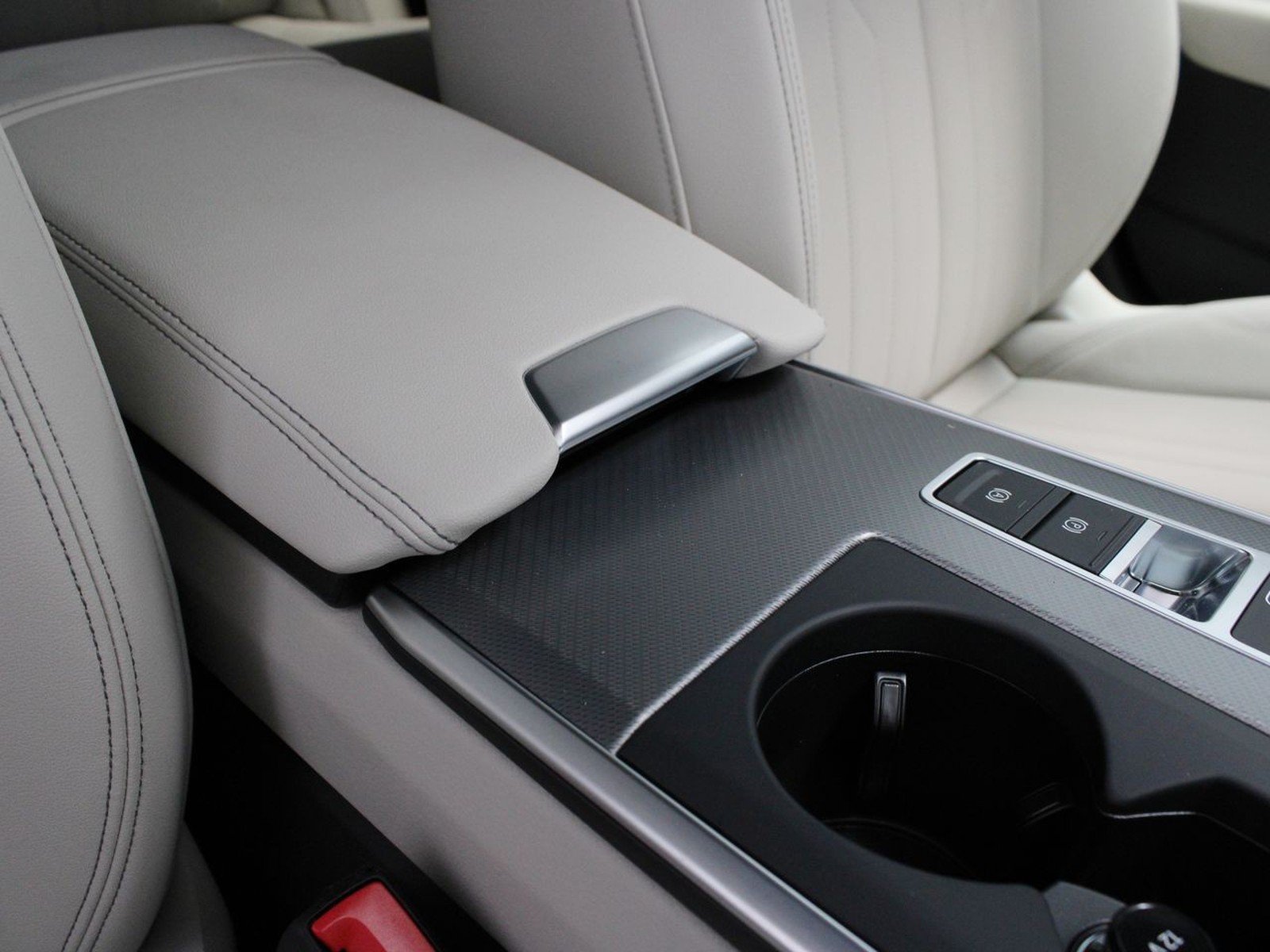 17 - Audi A6 avant 40 2.0 tdi mhev 12v business advanced quattro ultra s tronic