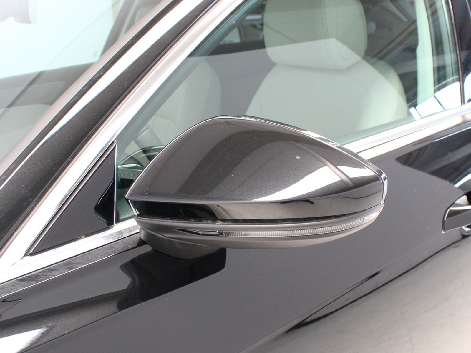 33 - Audi A6 avant 40 2.0 tdi mhev 12v business advanced quattro ultra s tronic