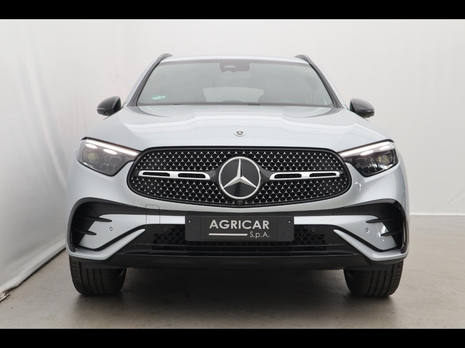2 - Mercedes GLC suv 300 de plug in hybrid amg line advanced tech 4matic 9g-tronic