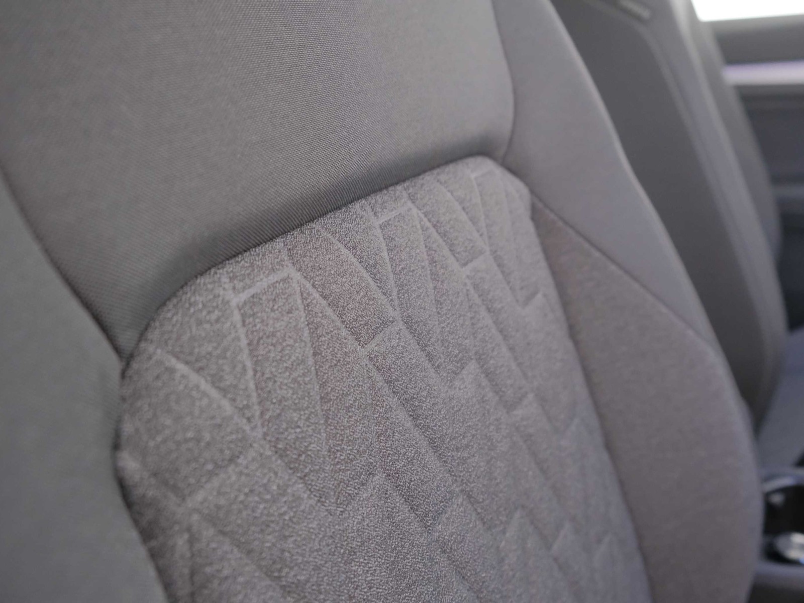 32 - Volkswagen Golf variant 2.0 tdi scr 150cv life dsg